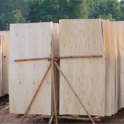 1.7mm pine core veneer for plywood from Vietnam